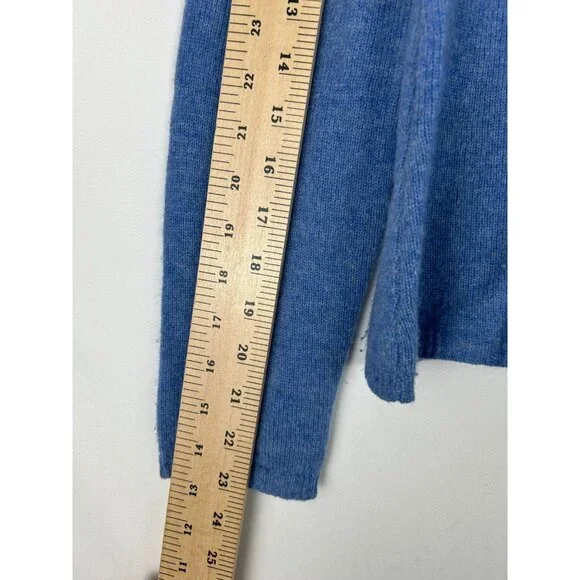 Adrienne Vittadini Womens 100% 2 Ply Cashmere Sweater Blue V-Neck Long Sleeve M - Picture 5 of 10